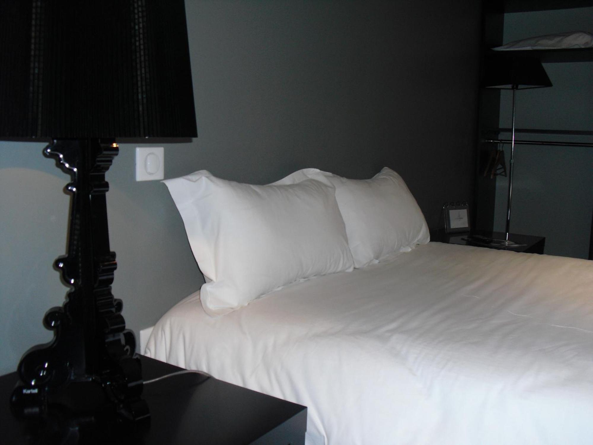 Astrid Hotel Rennes Exterior photo